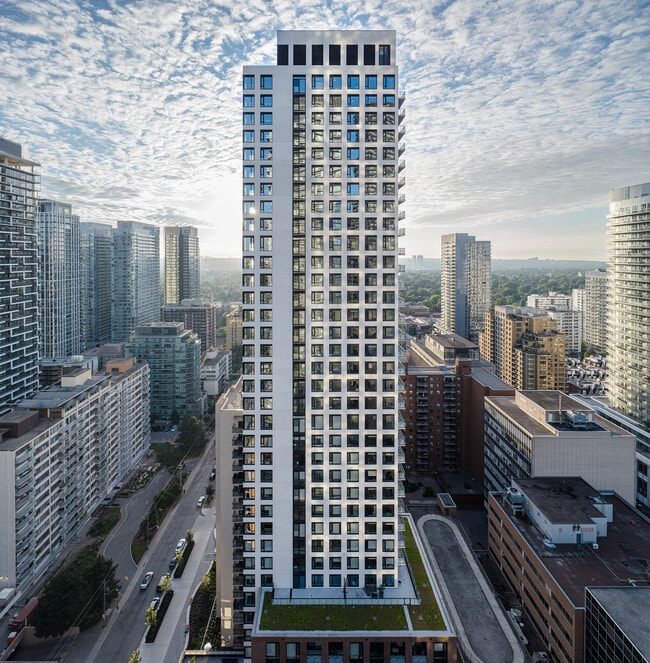 Photo - The Hampton - West Tower