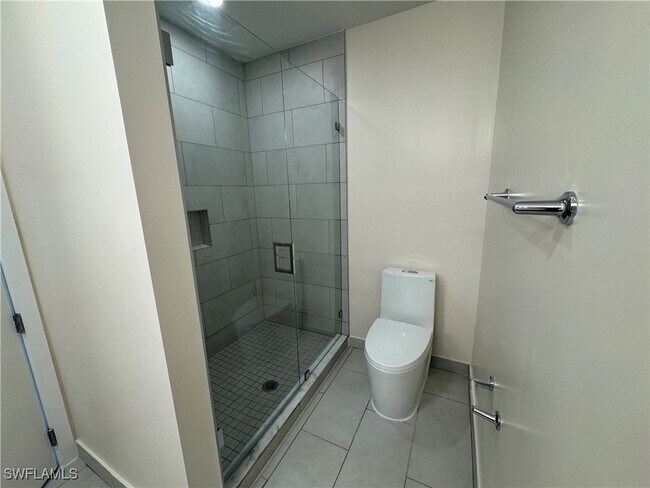 Photo - 26589-610 Rosewood Pointe Dr Unidad A-206 Rental