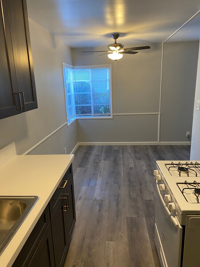 Photo - 12267 Magnolia Blvd Unit 3