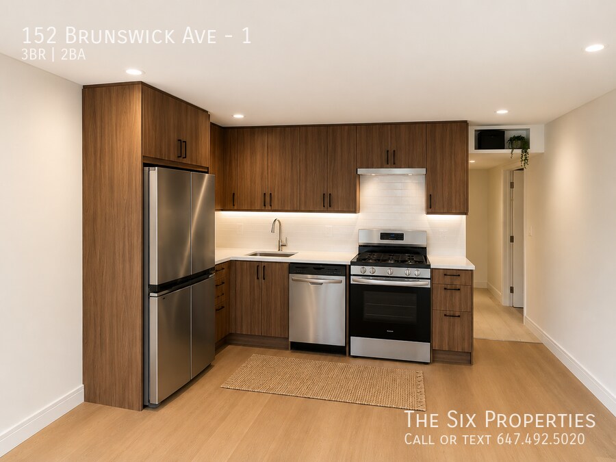 Photo - BRAND NEW LUXURY 3 BED 2 BATH NEAR U OF T
