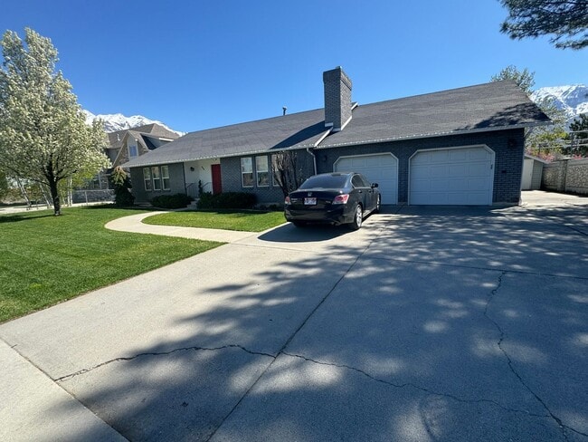 Building Photo - Beautiful Orem Basement Apartment for rent!