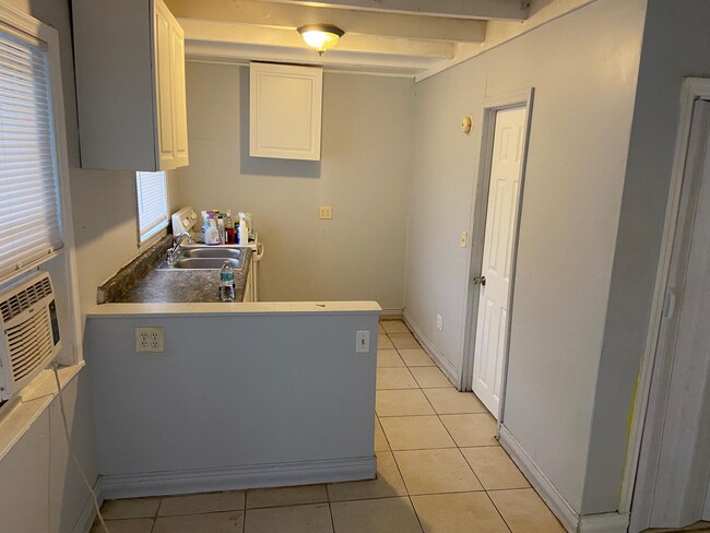Photo - 132 W 35th St