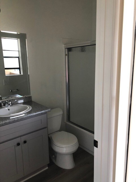 Photo - 1339 N Sycamore Ave