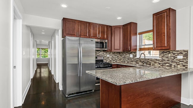 Photo - 6459 N Wayne Ave Unit 2