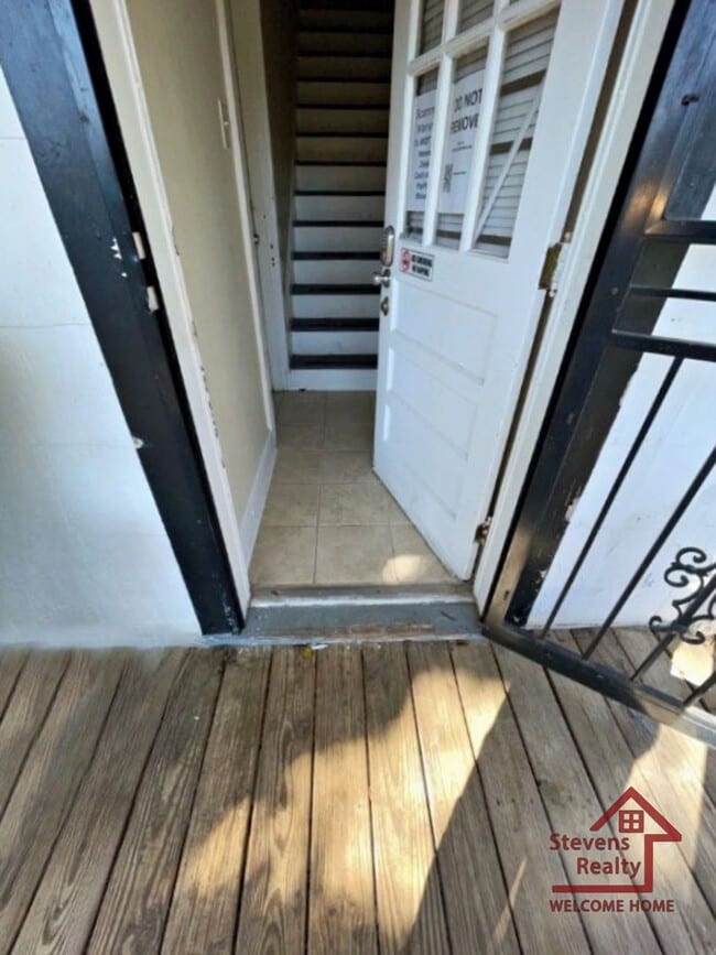 Photo - 3502 Lansing Ave