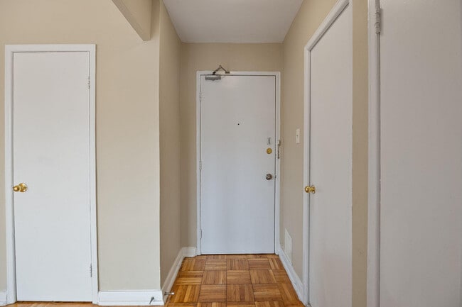 Photo - East York Apartments Unit 1 Bedroom