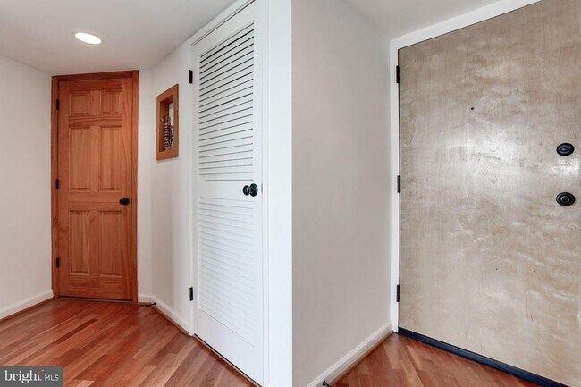 Photo - 3 Washington Cir NW Unit 803
