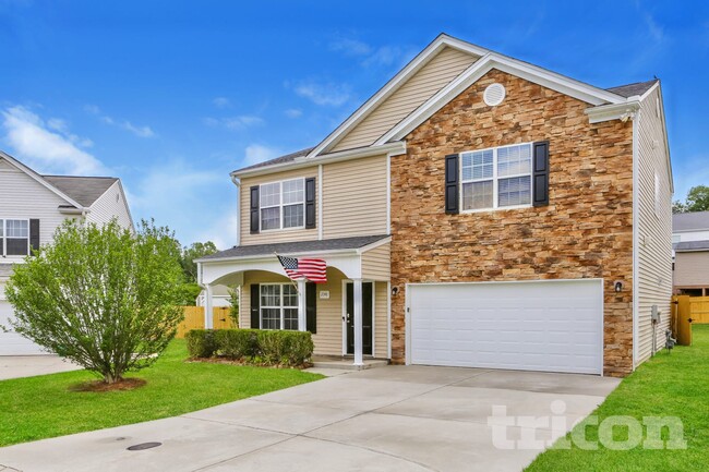 Building Photo - 2048 Lauren Woods Dr