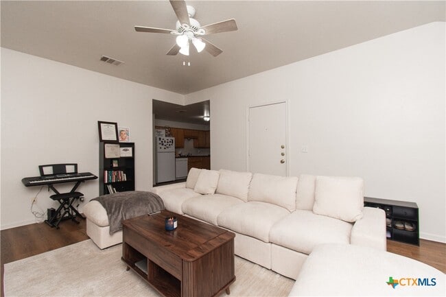 Photo - 1606 Yuma Trail