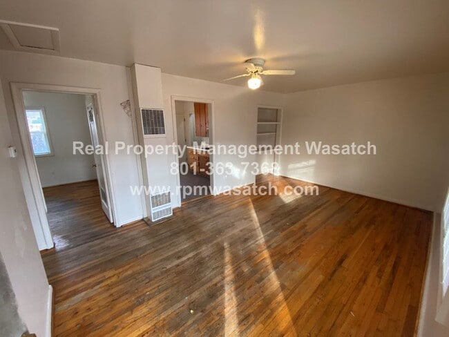 Photo - 1480 S Green St Unit # C