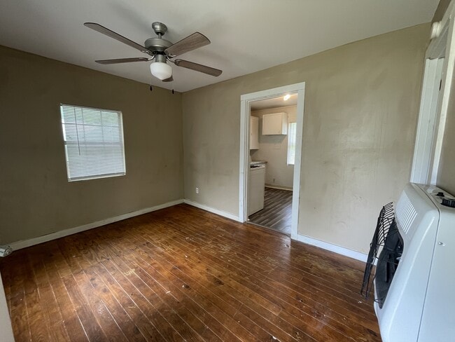 Photo - 914 E Tahlequah Ave