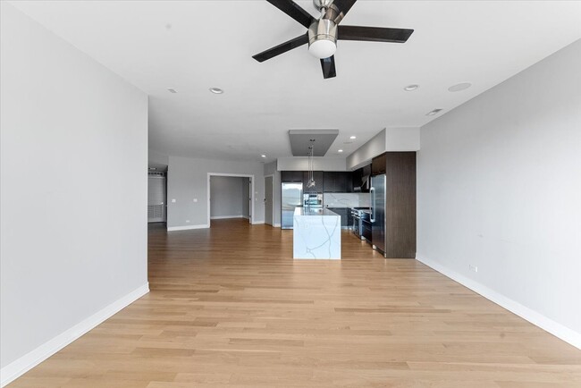 Photo - 650 N Morgan St Unit 404