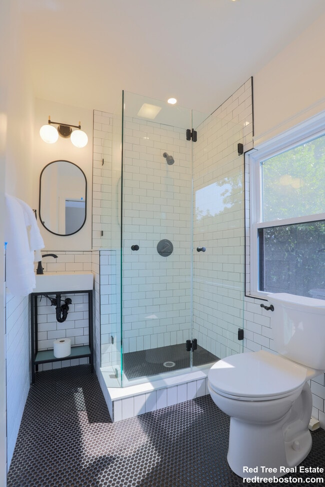 Photo - 44 Winslow Rd