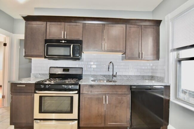Photo - 21 Treadway Rd Unit 2