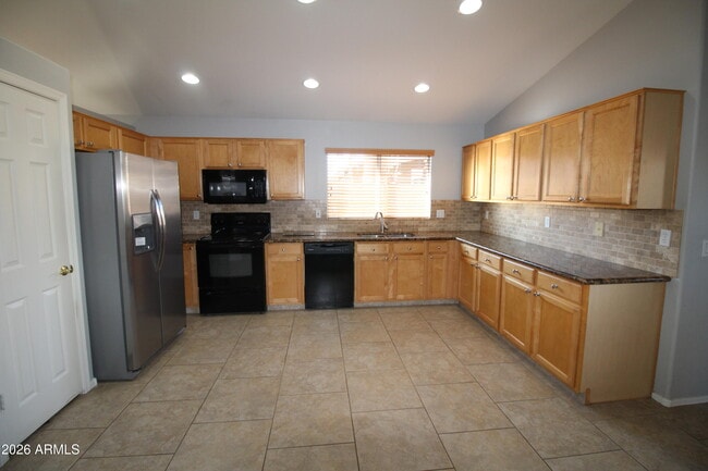 Photo - 1426 E Detroit St