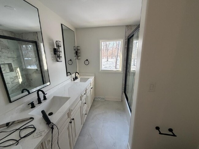 Photo - 12316 S 82nd Ave