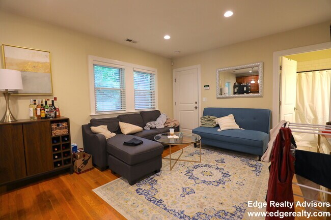 Photo - 51 Dunboy St Apartment Unit 1
