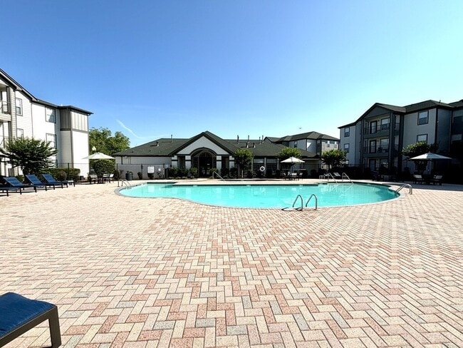 Landmark Apartments- TN