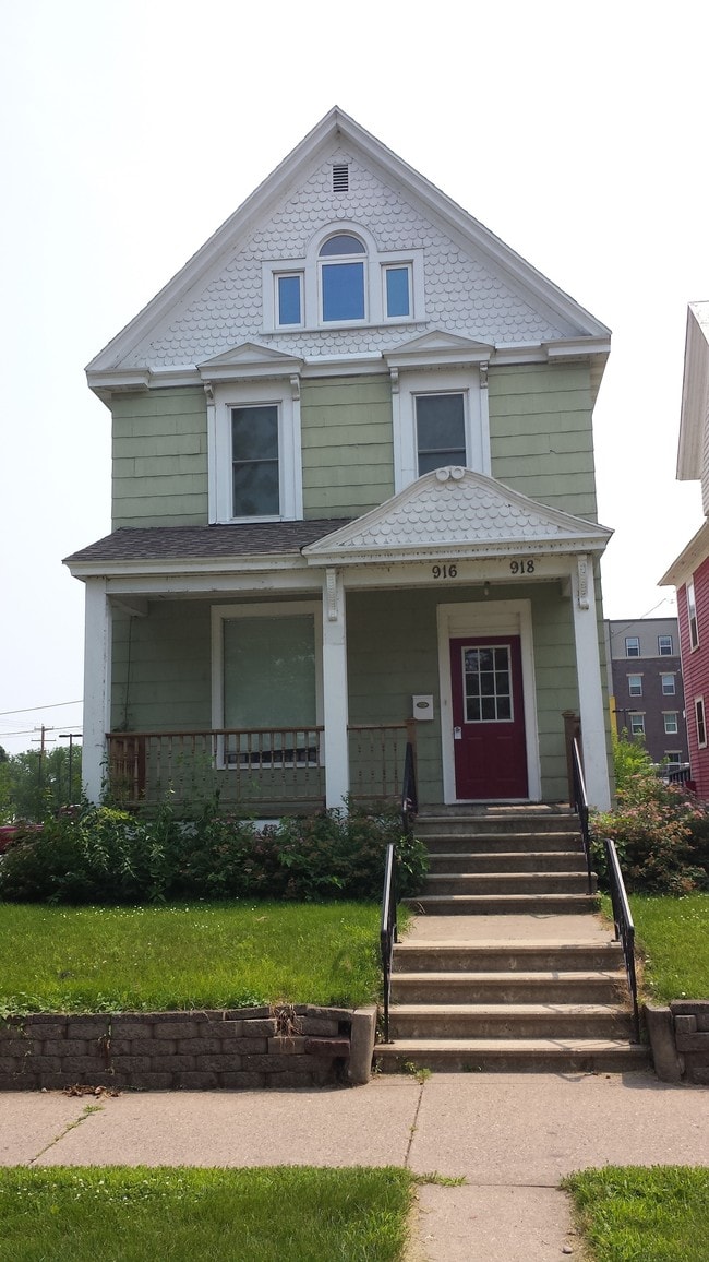 918 Vine St Unit 918
