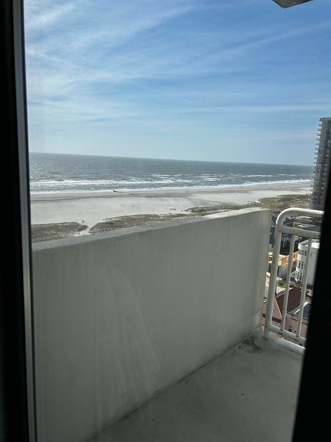 Photo - 101 S Plaza Pl Unidad 1207