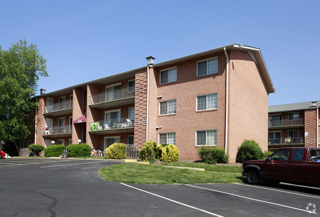 Building Photo - Signal Hill Apartments