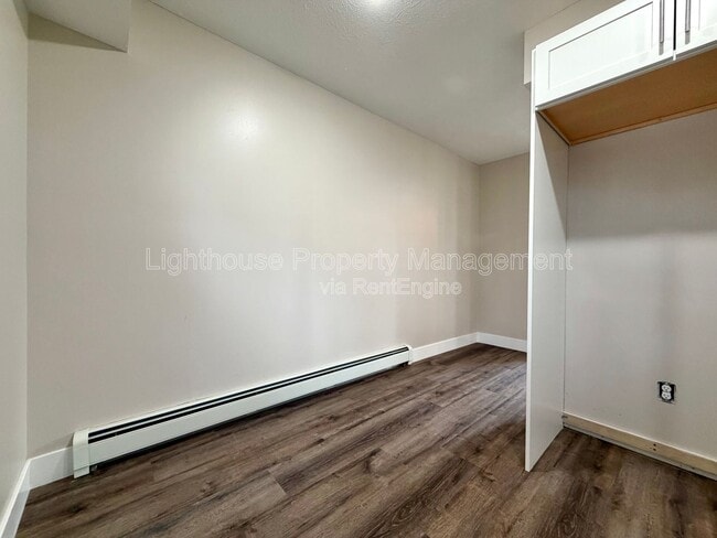 Photo - 2633 Woodward Ave SW Unit B