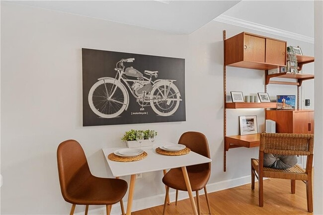 Photo - 960 St Charles Ave NE Unit 4