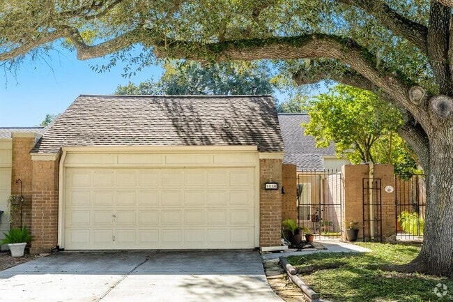 Building Photo - 1814 Veranda Dr Rental