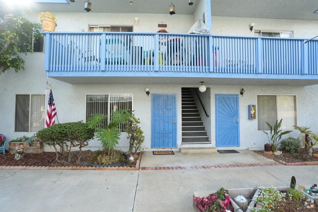 Megan Court Apartments - Megan Court Apartments