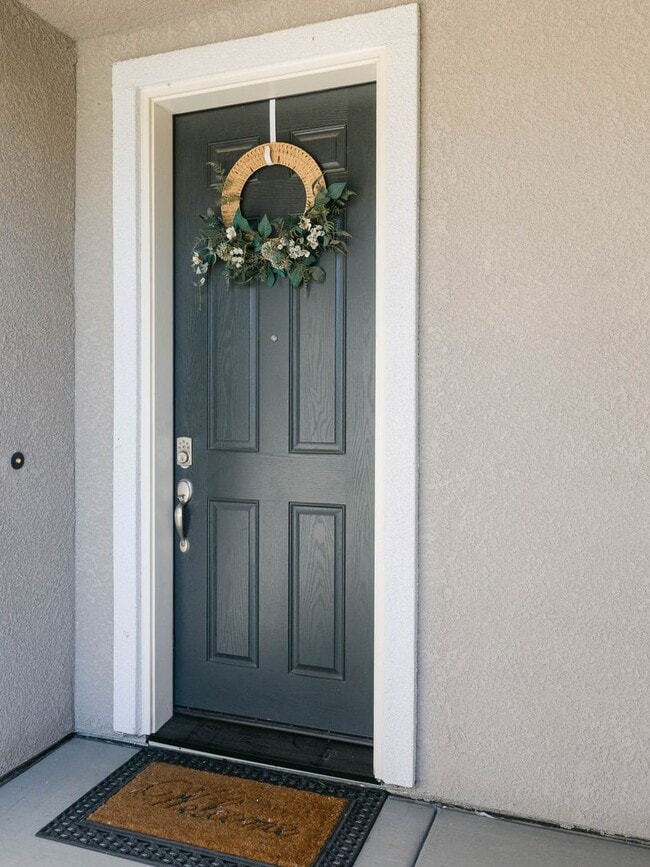Photo - Lovely 3 bedroom home for rent in Hanford CA
