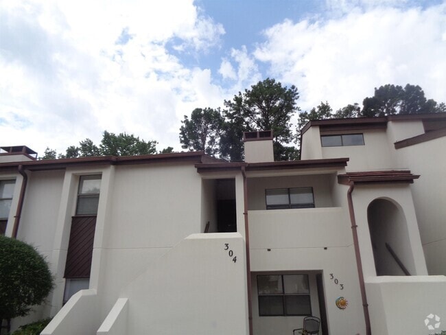 Building Photo - 301 Kings Row Dr Unit 304 Rental