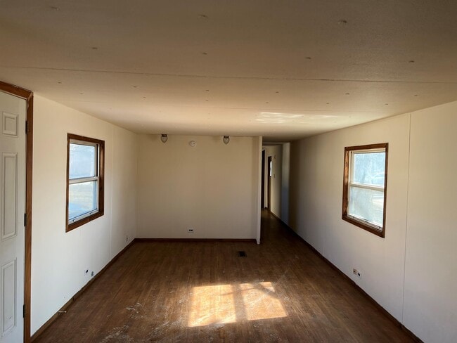 Building Photo - 12 Linkin Park Rental