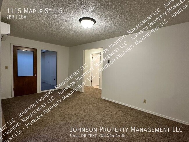 Photo - 1115 Maple St Unidad 5