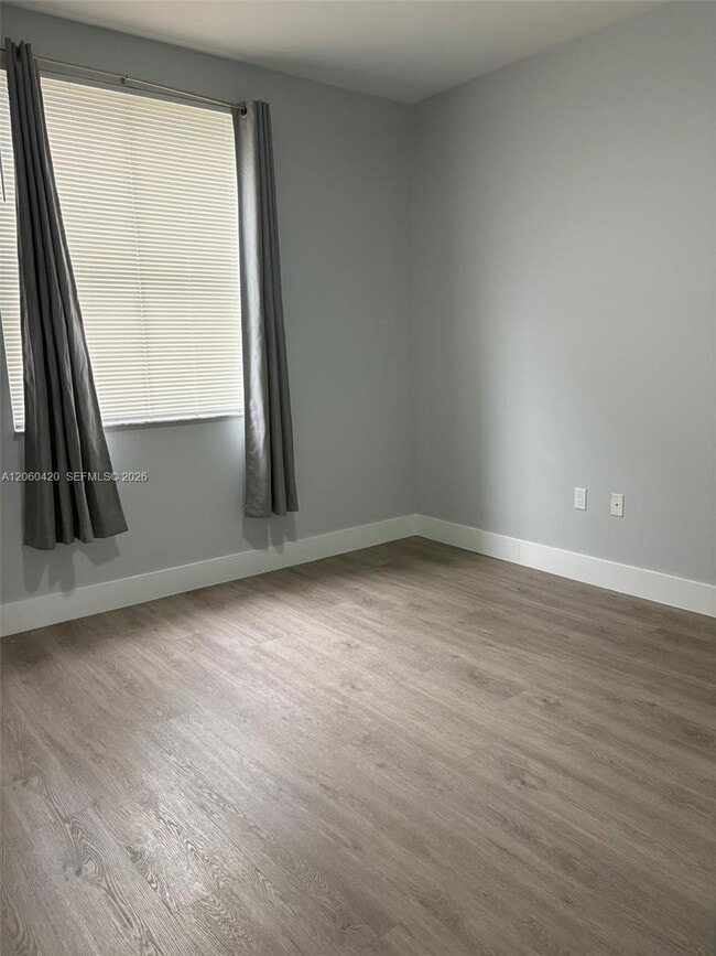 Photo - 2100 Greenview Shores Blvd Unit 513