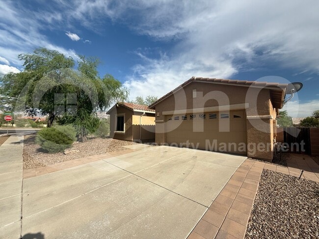 Building Photo - 1419 W Red Creek Dr Rental