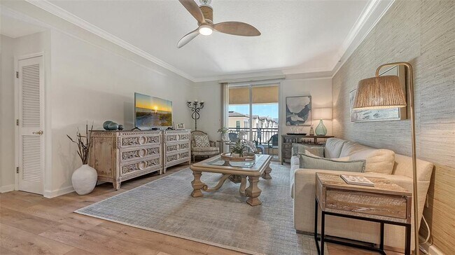 Photo - 750 N Tamiami Trl Unit 304