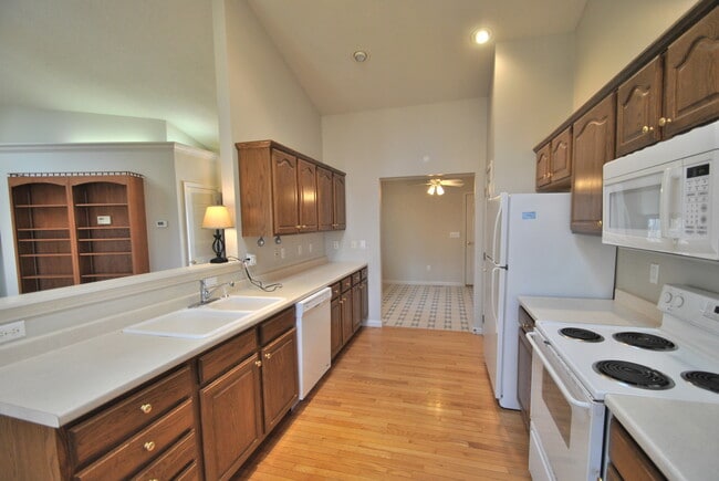 Photo - VERY NICE NEIGHBORHOOD