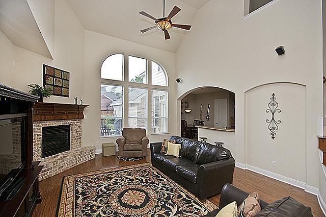 Photo - 2009 Briarbrook Ln