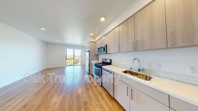 Photo - 532 Union St