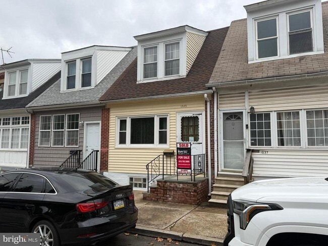 Building Photo - 1535 Willow St