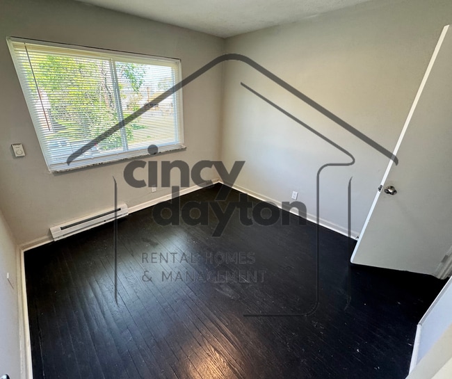 Photo - 6118 Stover Ave