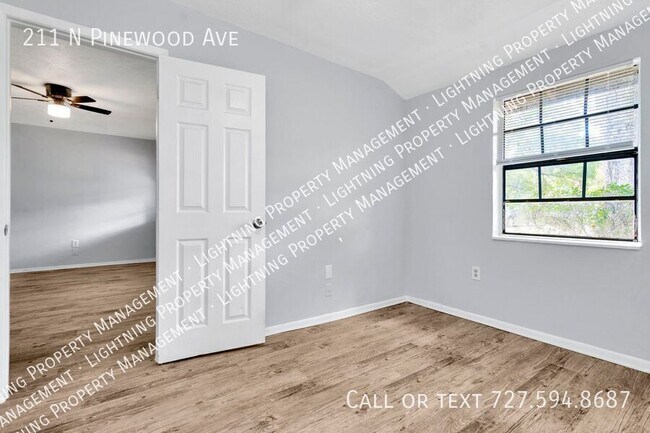 Photo - 211 N Pinewood Ave