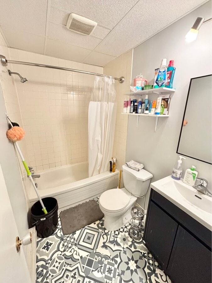 Photo - 538 Queen St Unit 1