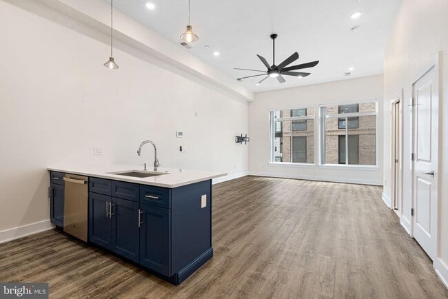 Building Photo - 1115 N American St Unit D4 Rental