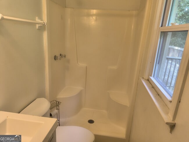 Photo - 1678 Ridgeview Dr NW