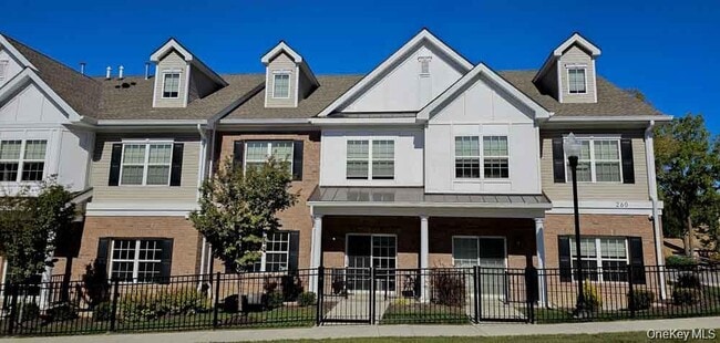 Building Photo - 260 W Main St Unit 9