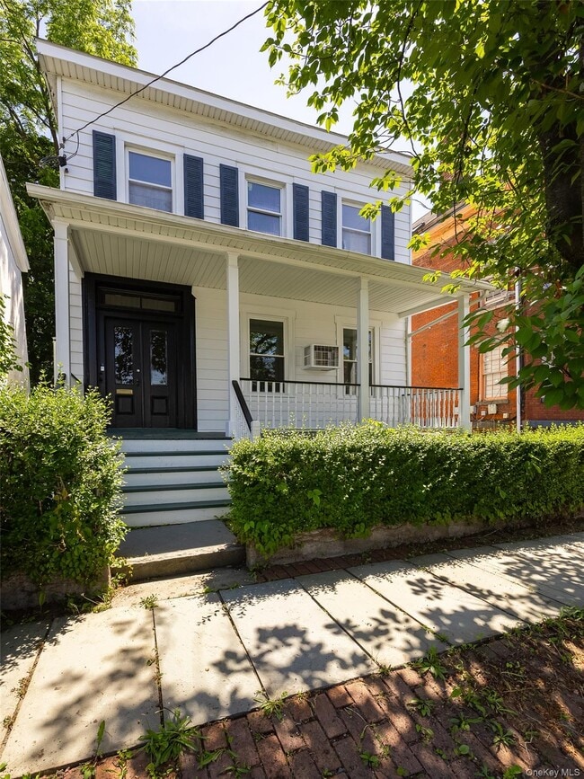 Building Photo - 29 Delano St Unit 2