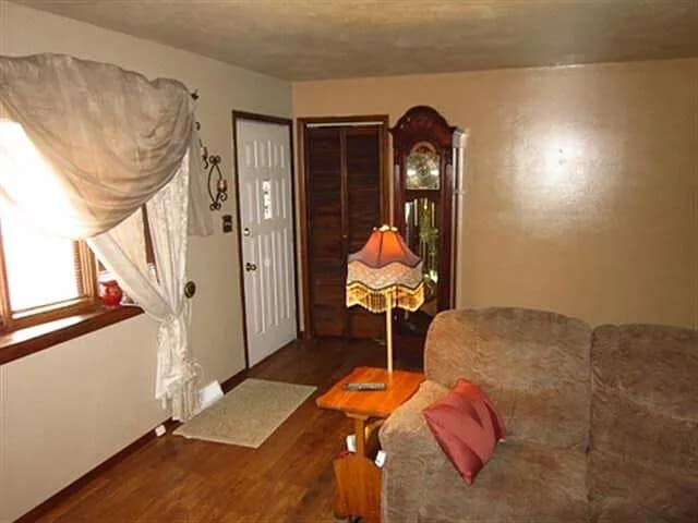 Photo - 1691 Zinnia St