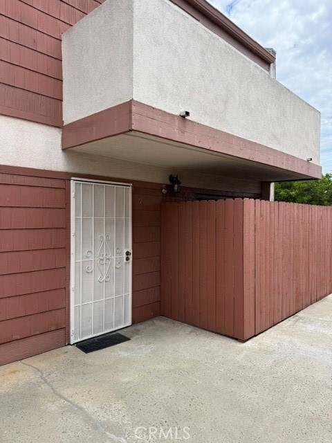 Building Photo - 1835 W 145th St