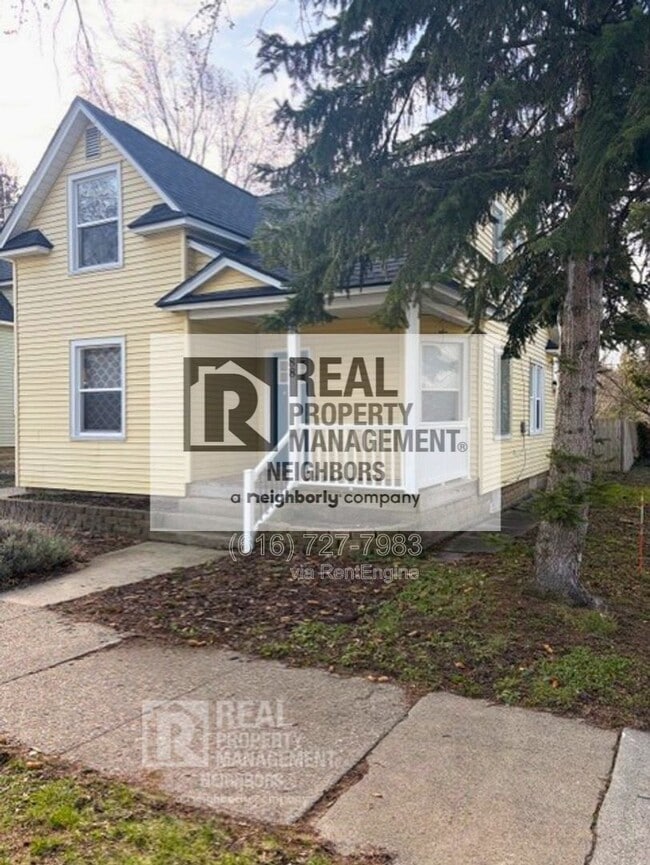 Building Photo - 88 E 18th St